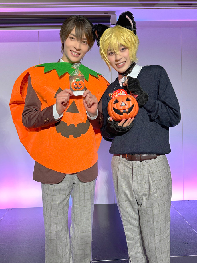 長谷川康太＆西宮 諒：ハロウィン衣裳2ショット