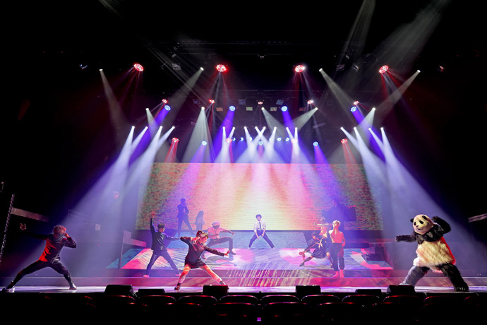 STAGE  PHOTO