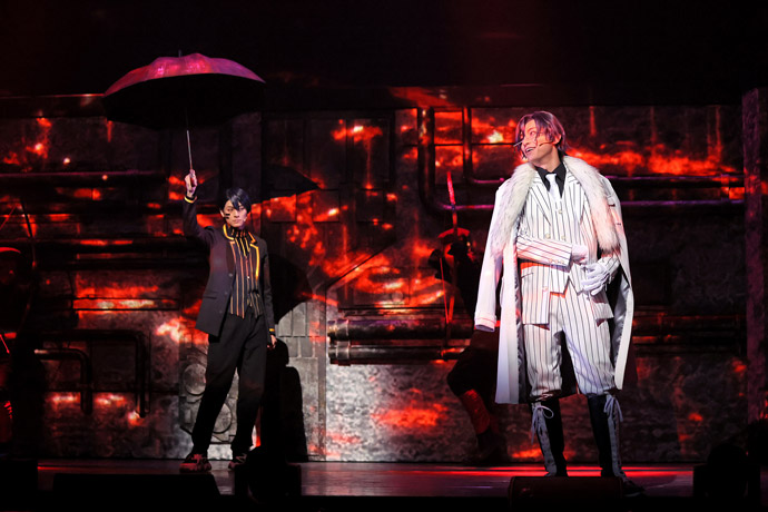 STAGE  PHOTO
