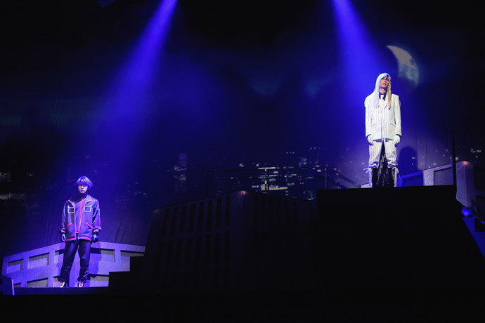 STAGE  PHOTO