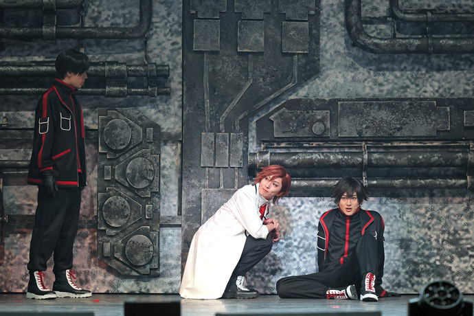 STAGE  PHOTO